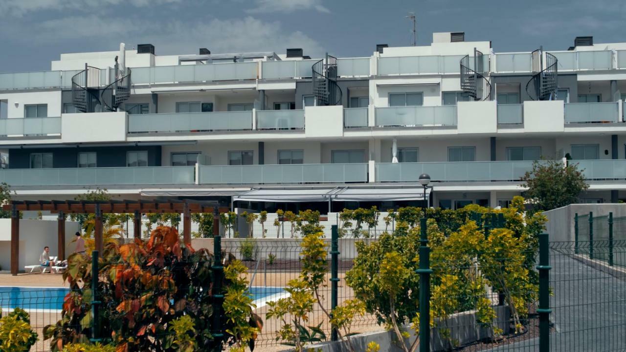 Appartement Okeanos Super 2 Bedrooms Lt-p